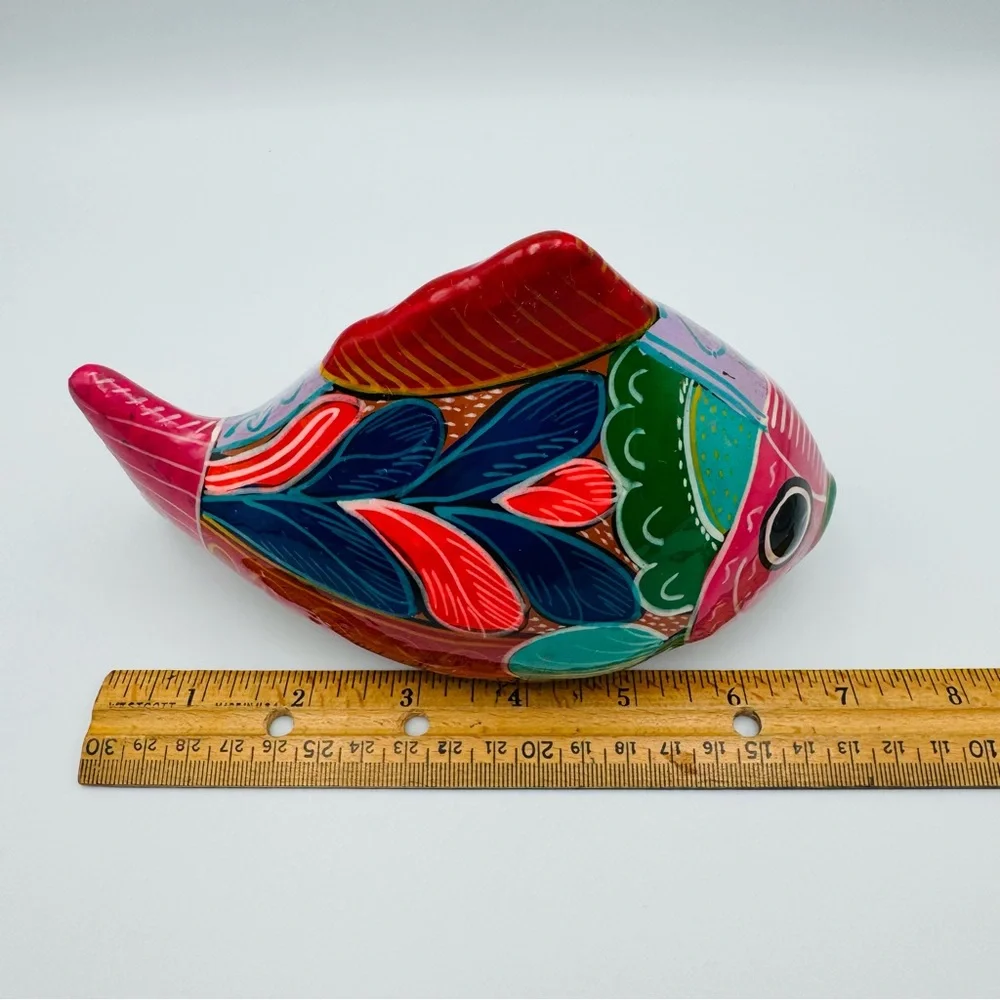 Vintage Hand Painted Terracotta Fish Mexican Folk Art H 4.5” W 7” D 3.5”